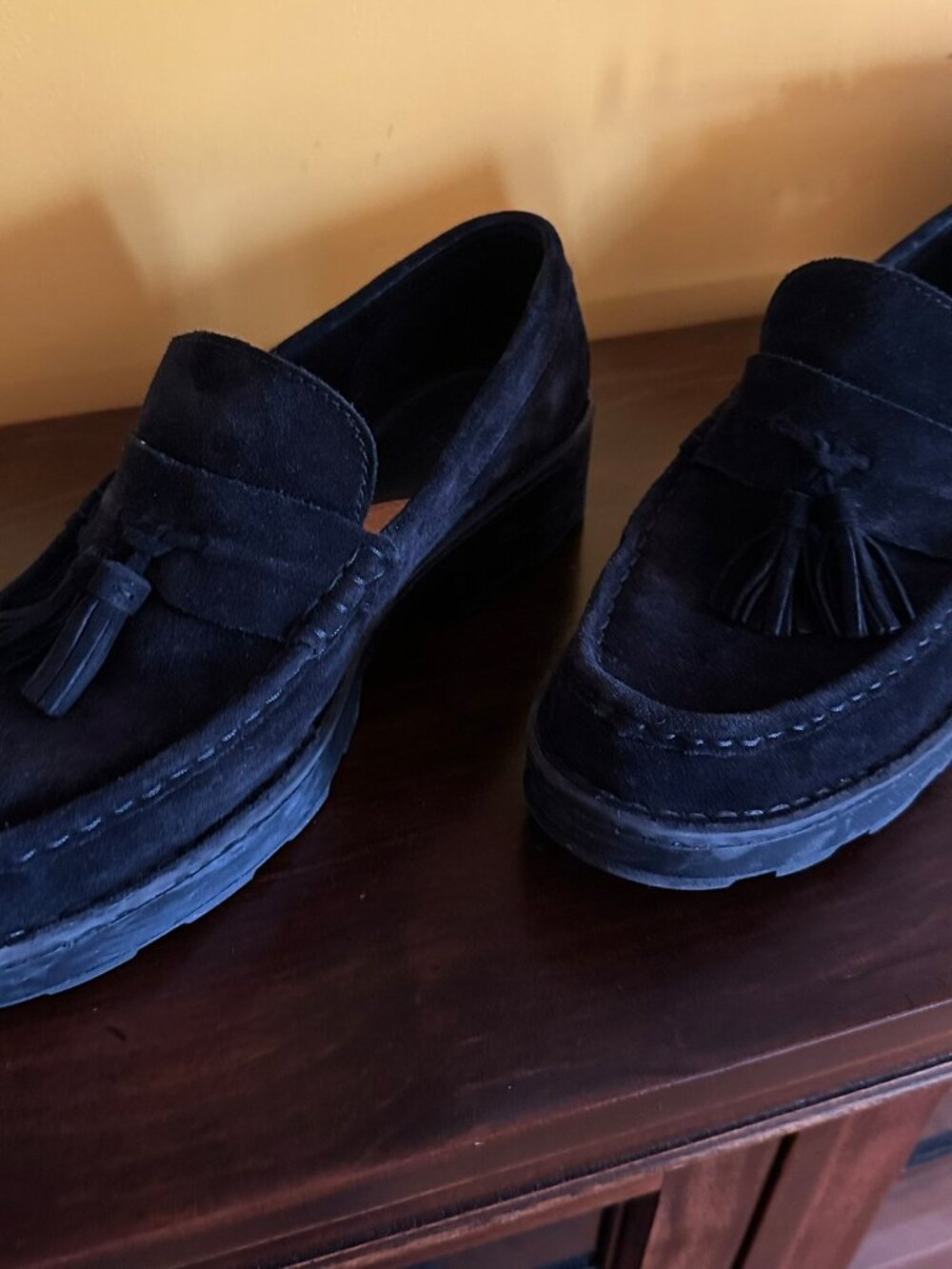 🖤 Born Capri Black Suede Tassel Loafers | Burnished Suede | Size 10 / EU 41 🖤 - Picture 2 of 13